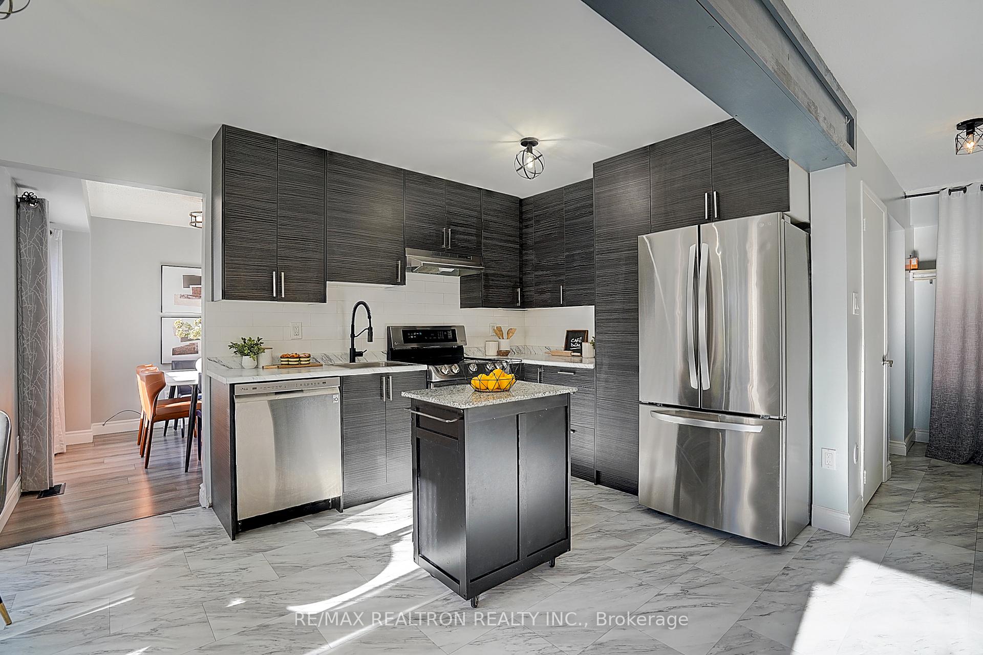 Photo 17 of 43 Quance Street, Barrie, Holly — HOMEH