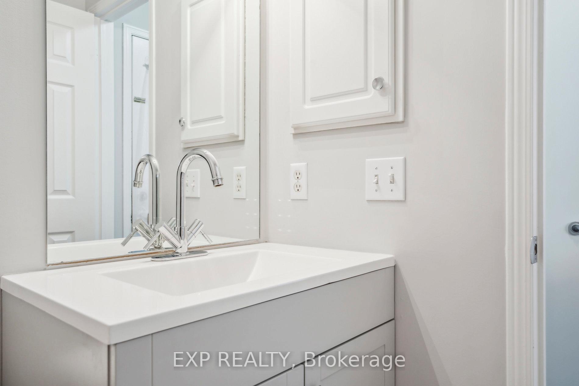 Photo 6 of 6 Huitema Court, Barrie, Holly — HOMEH
