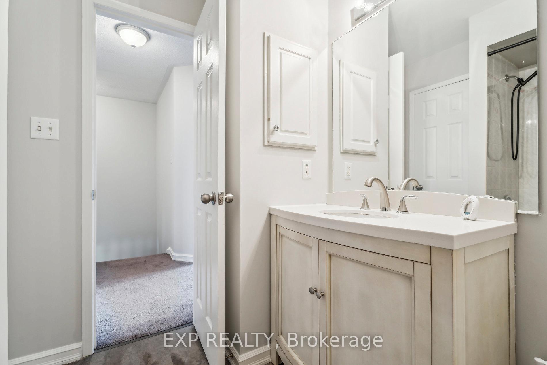 Photo 17 of 6 Huitema Court, Barrie, Holly — HOMEH