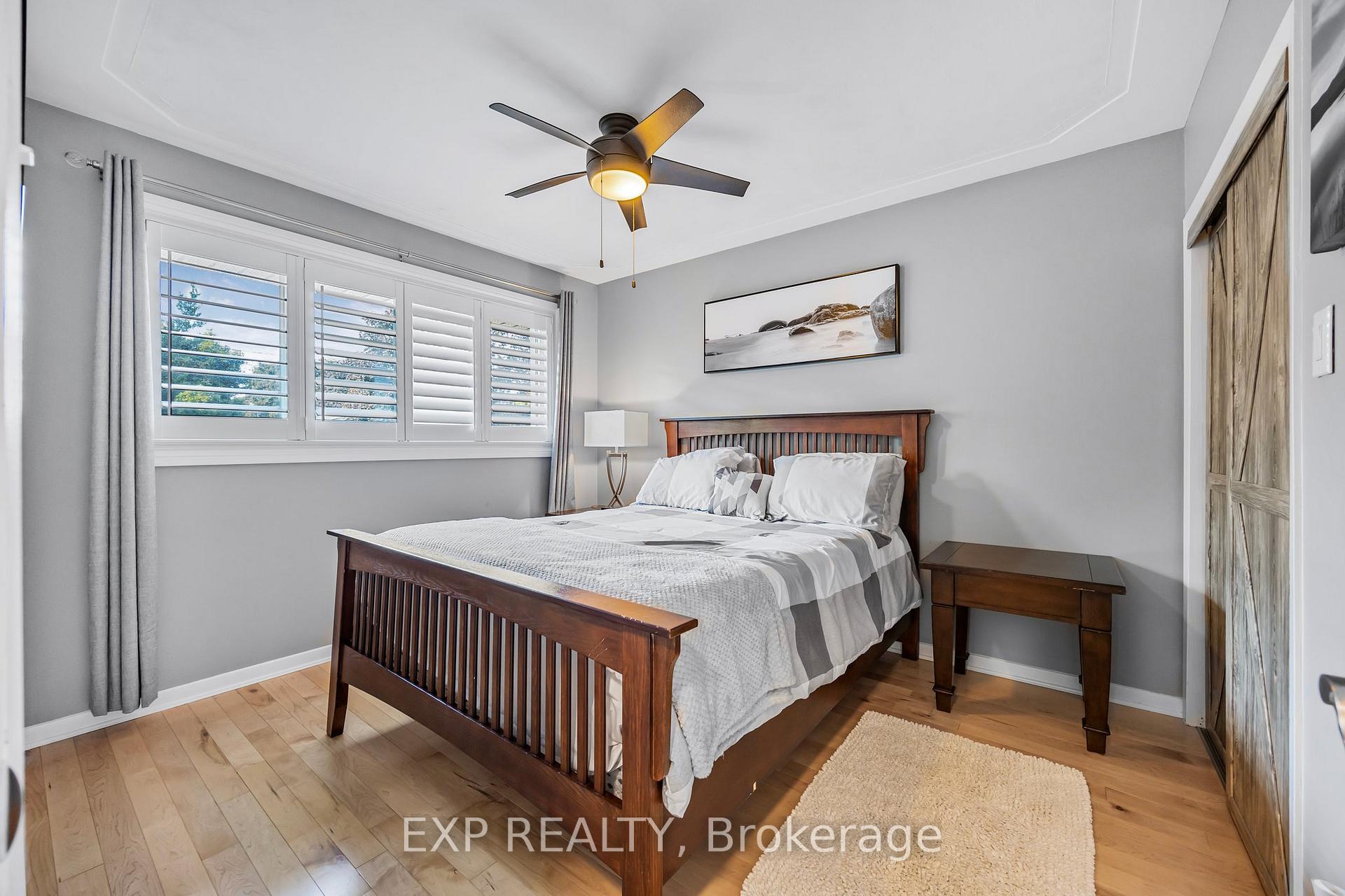 Photo 12 of 7 Howard Crescent, Barrie, Wellington — HOMEH