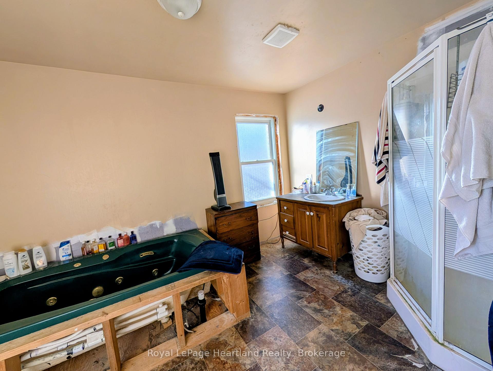 Photo 18 of 80 Joseph Street, Central Huron, Clinton — HOMEH