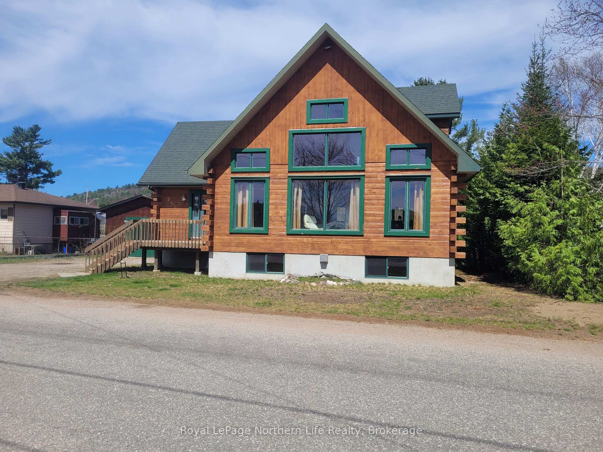Front of 750 Bissett Street