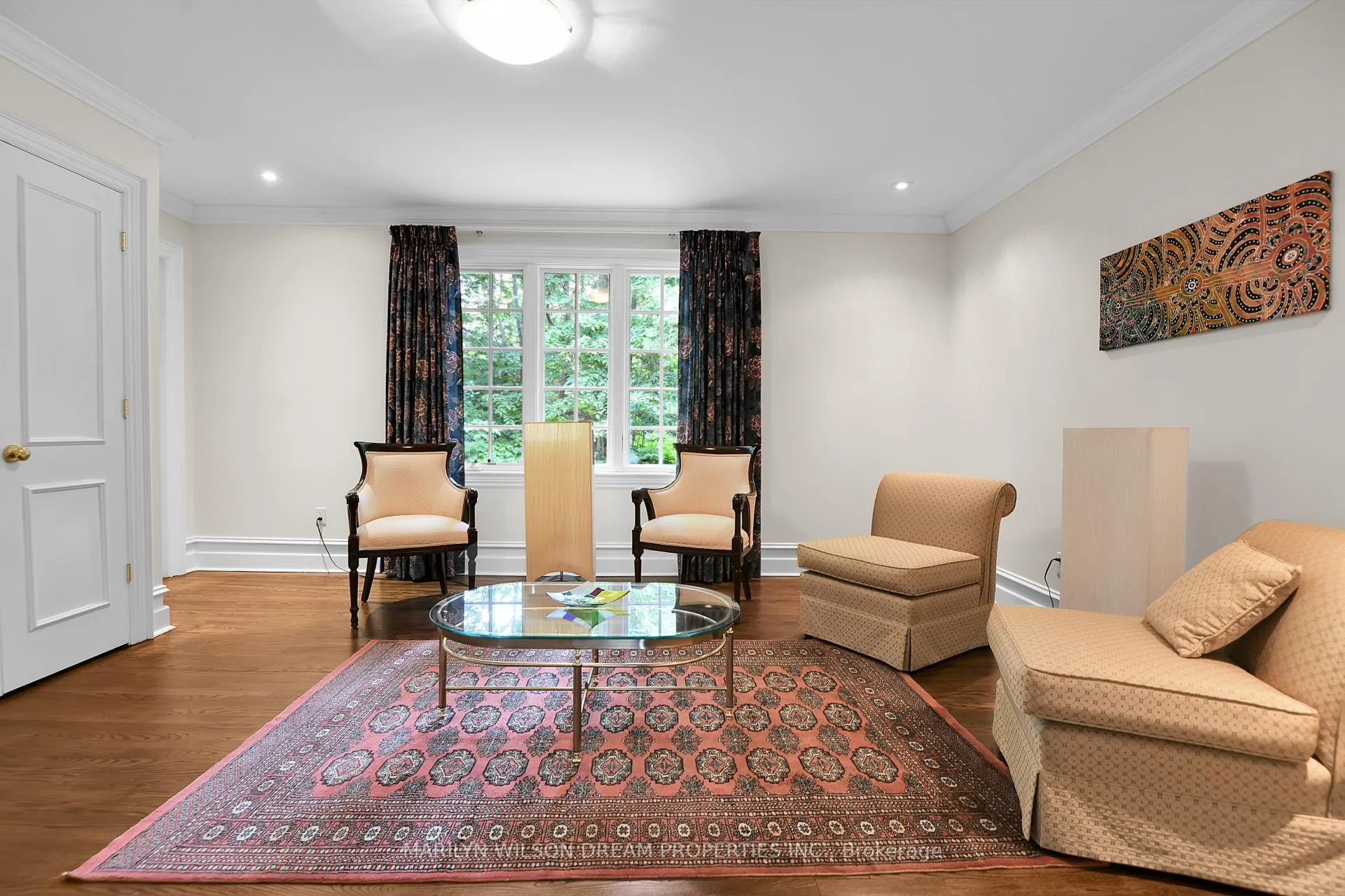 Photo 15 of 211 Northcote Place, Ottawa, Rockcliffe — HOMEH