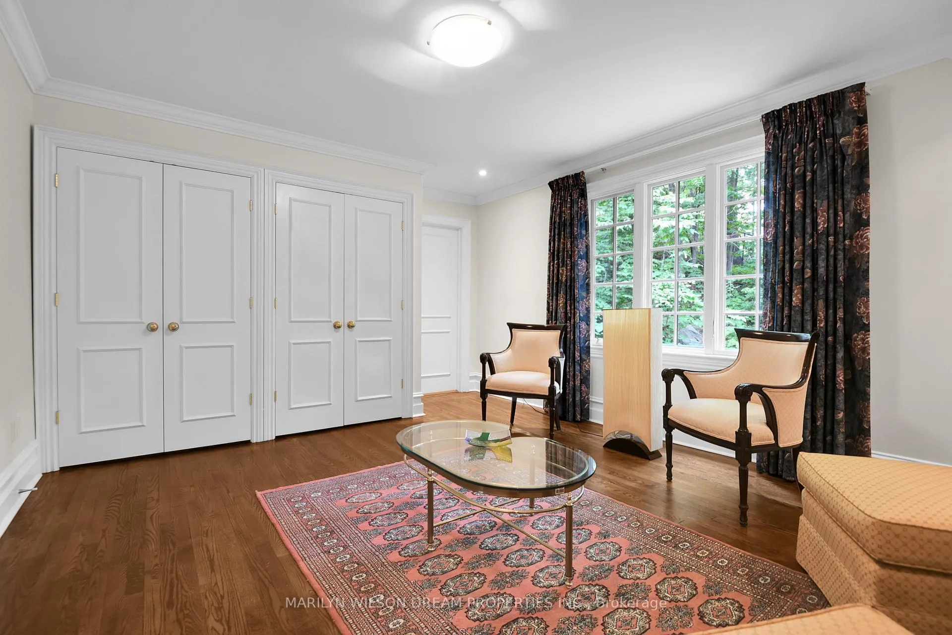 Photo 16 of 211 Northcote Place, Ottawa, Rockcliffe — HOMEH