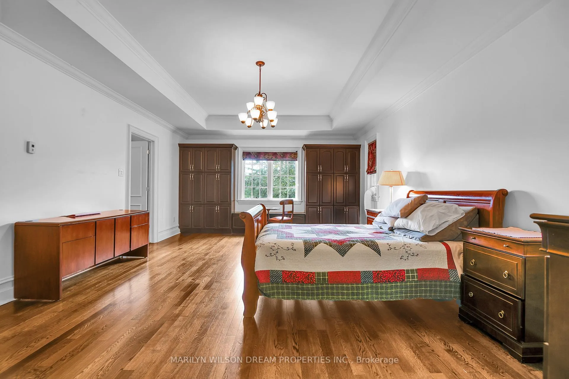 Photo 31 of 211 Northcote Place, Ottawa, Rockcliffe — HOMEH