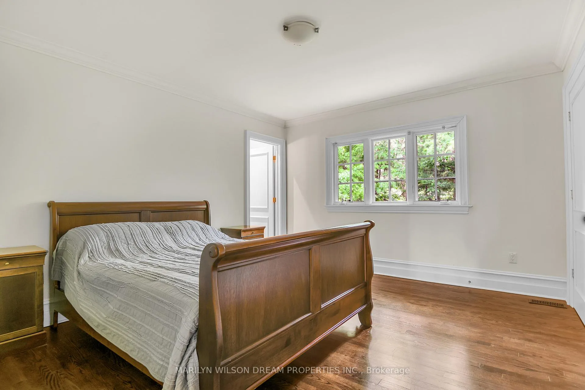 Photo 34 of 211 Northcote Place, Ottawa, Rockcliffe — HOMEH