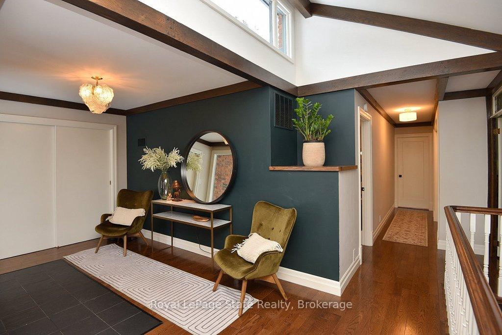 Photo 10 of 3 Harvest Court, Hamilton, Greensville — HOMEH