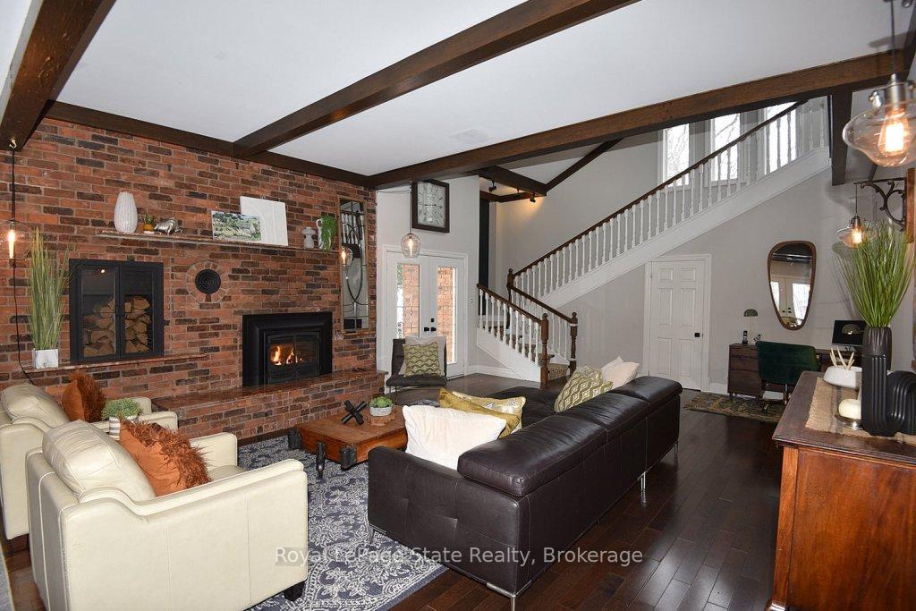 Photo 12 of 3 Harvest Court, Hamilton, Greensville — HOMEH