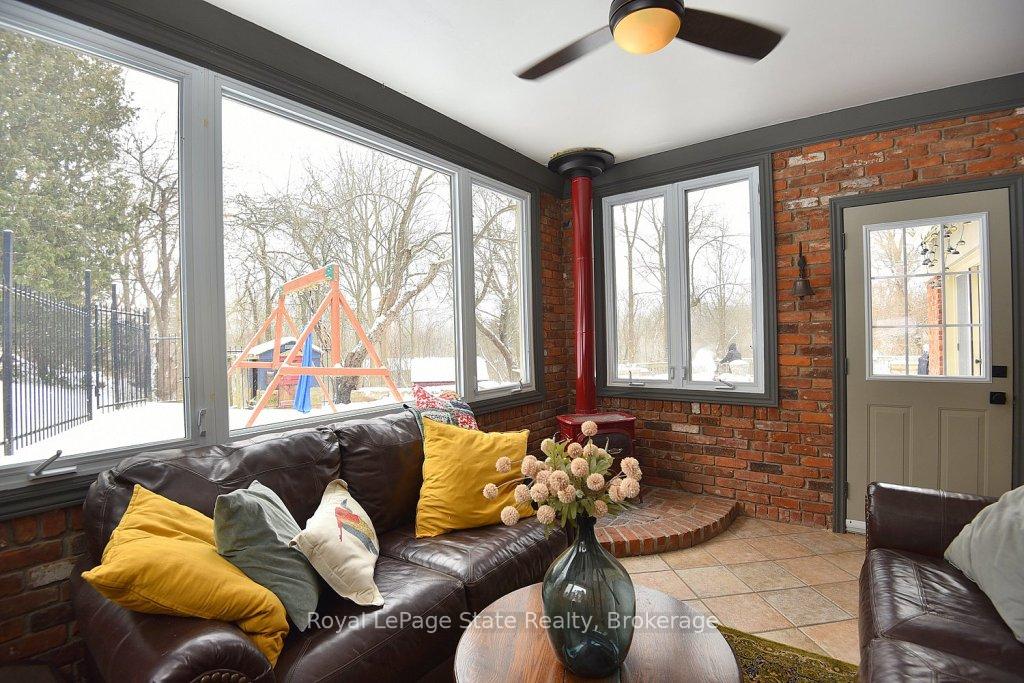 Photo 24 of 3 Harvest Court, Hamilton, Greensville — HOMEH