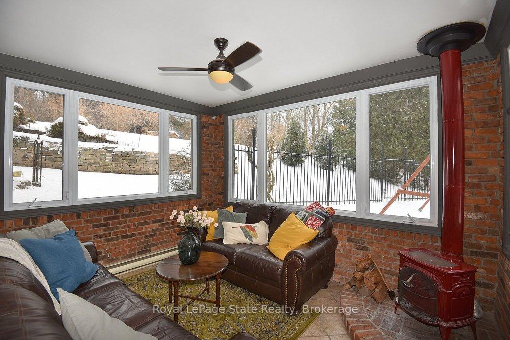 Photo 25 of 3 Harvest Court, Hamilton, Greensville — HOMEH