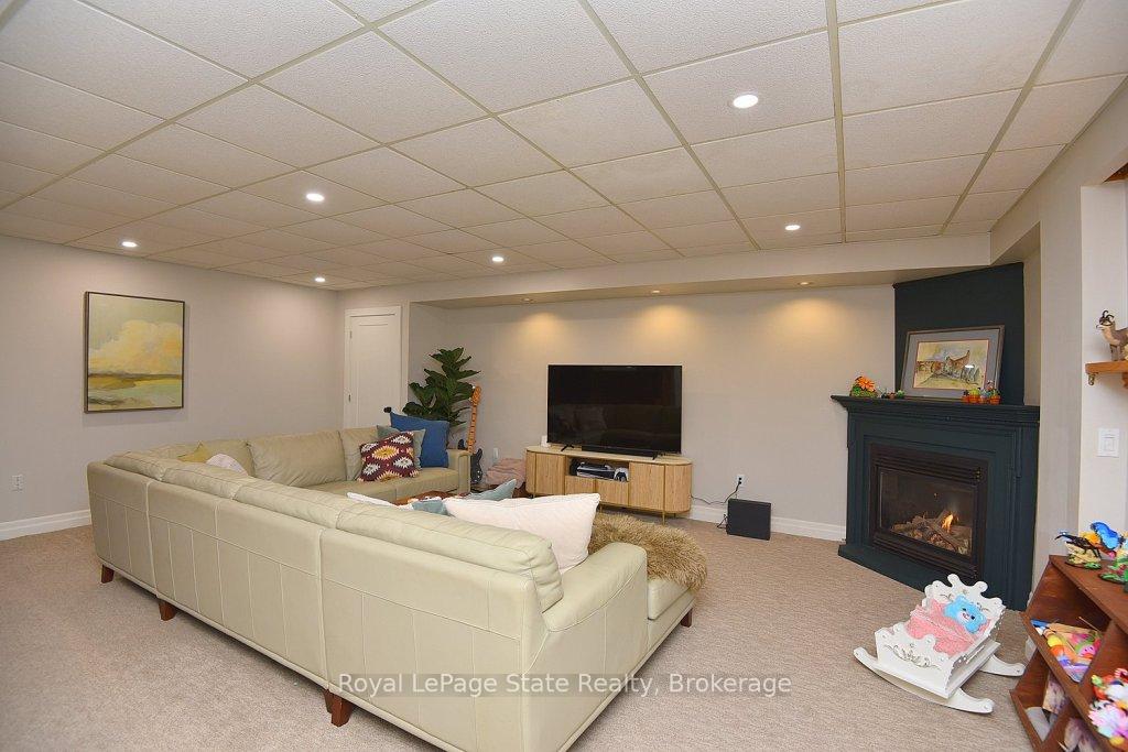Photo 27 of 3 Harvest Court, Hamilton, Greensville — HOMEH