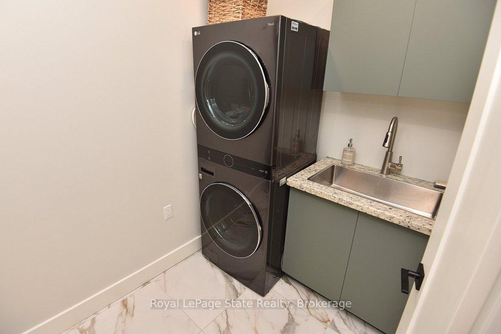 Photo 31 of 3 Harvest Court, Hamilton, Greensville — HOMEH