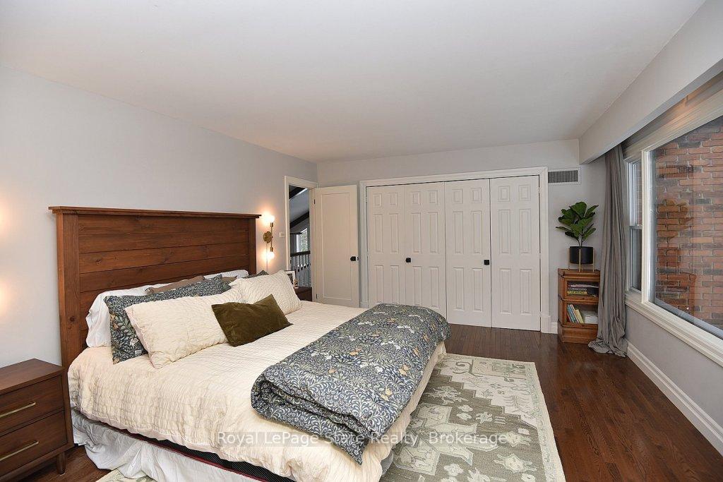 Photo 34 of 3 Harvest Court, Hamilton, Greensville — HOMEH