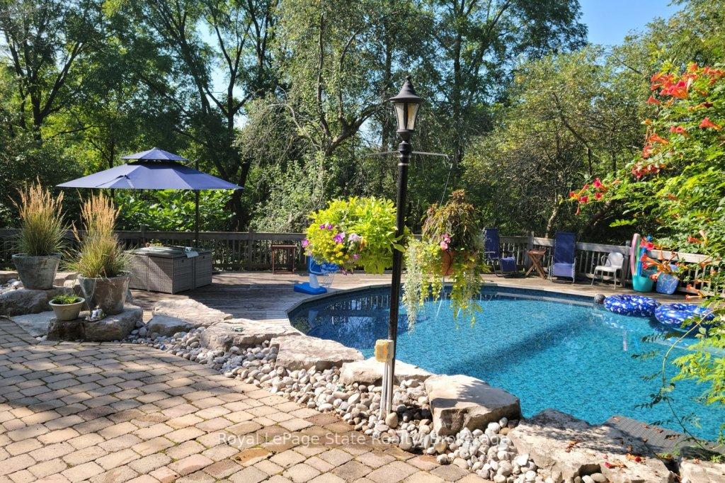 Photo 42 of 3 Harvest Court, Hamilton, Greensville — HOMEH