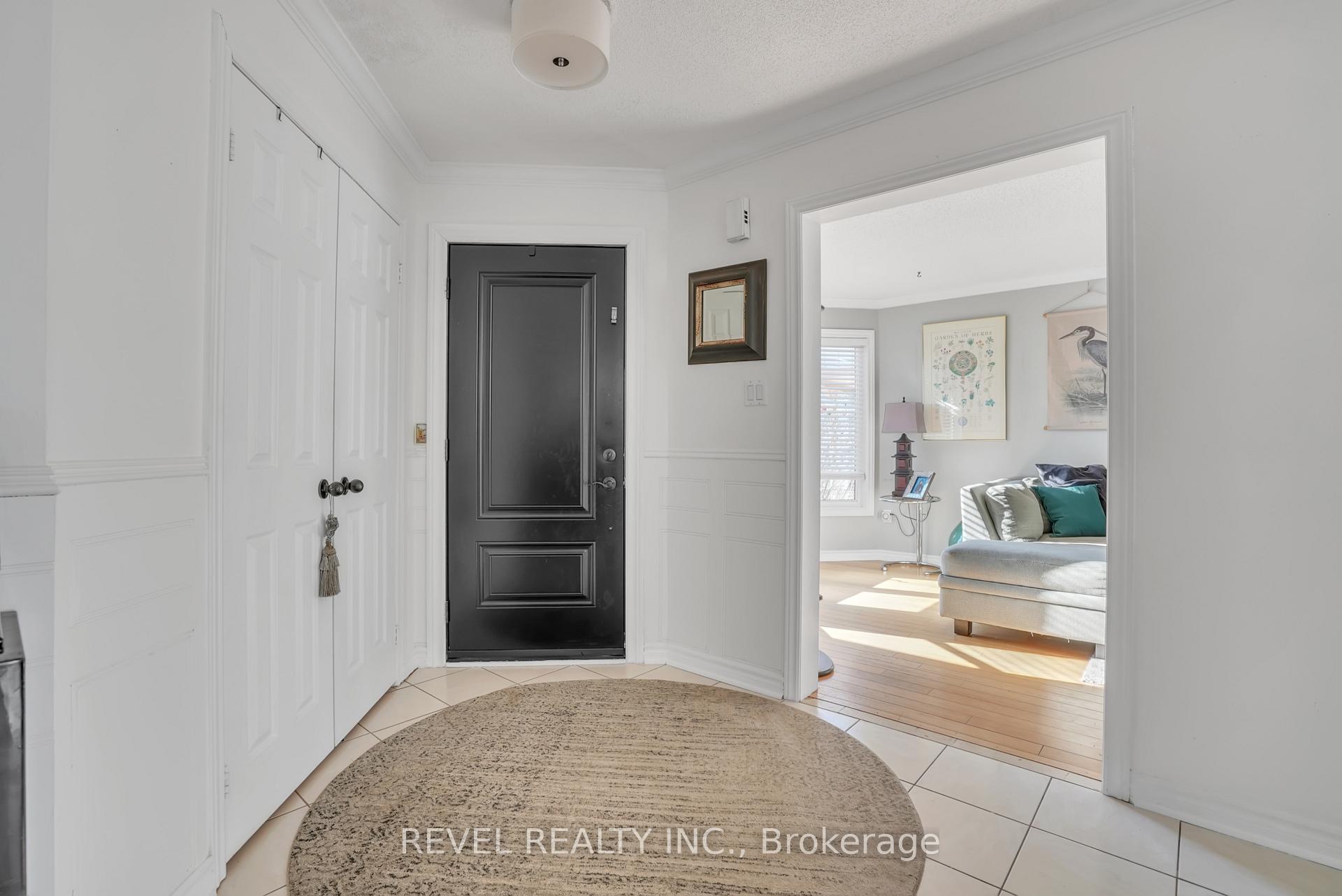 Photo 2 of 152 Esther Drive, Barrie, Painswick South — HOMEH