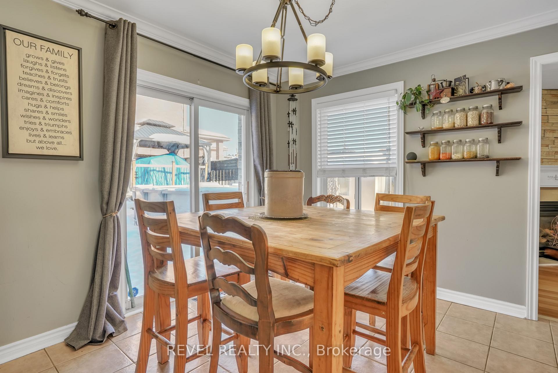 Photo 12 of 152 Esther Drive, Barrie, Painswick South — HOMEH