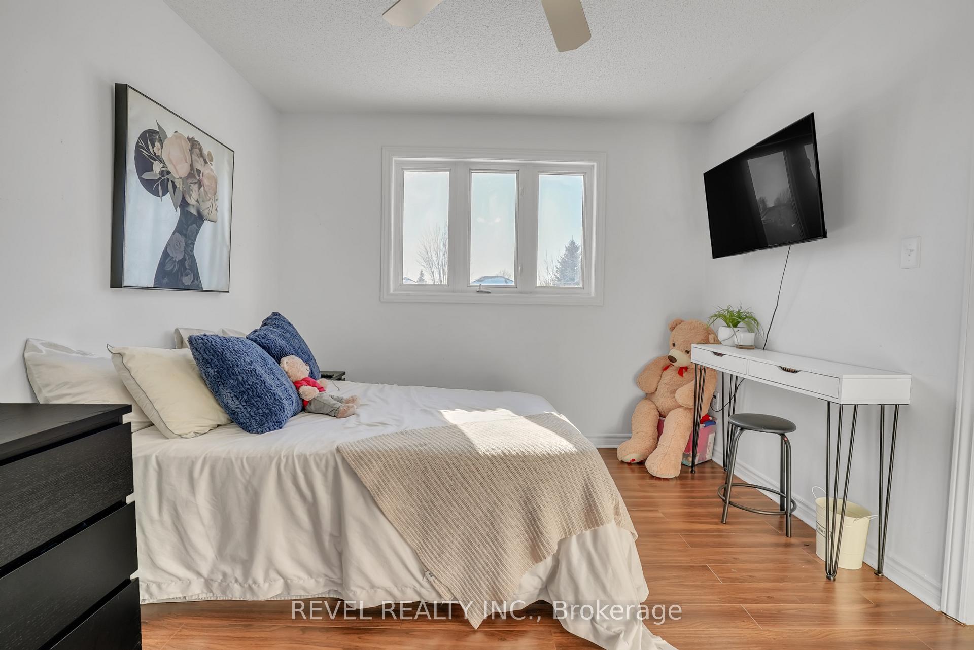 Photo 21 of 152 Esther Drive, Barrie, Painswick South — HOMEH