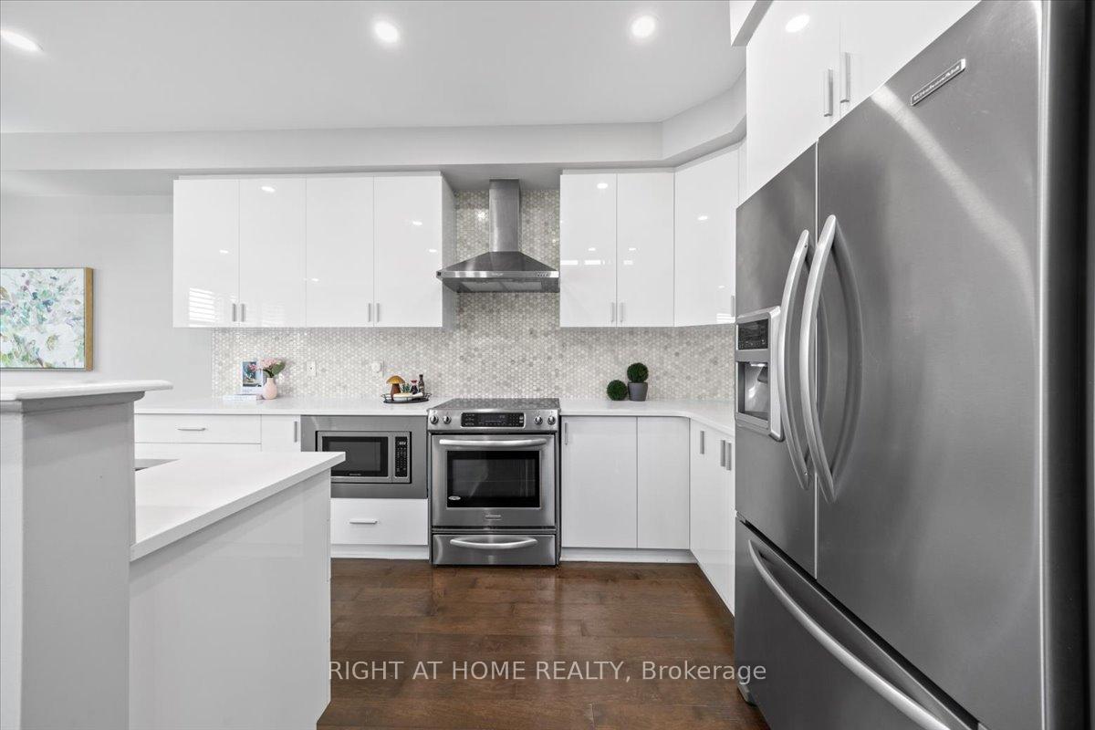 Photo 9 of 601 Willowmere Way, Ottawa, Blossom Park/Kemp Park/Findlay Creek — HOMEH