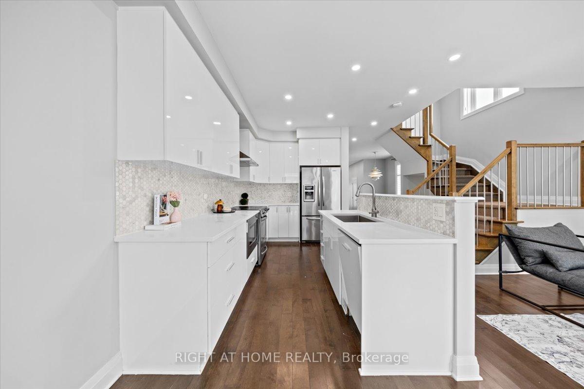Photo 14 of 601 Willowmere Way, Ottawa, Blossom Park/Kemp Park/Findlay Creek — HOMEH