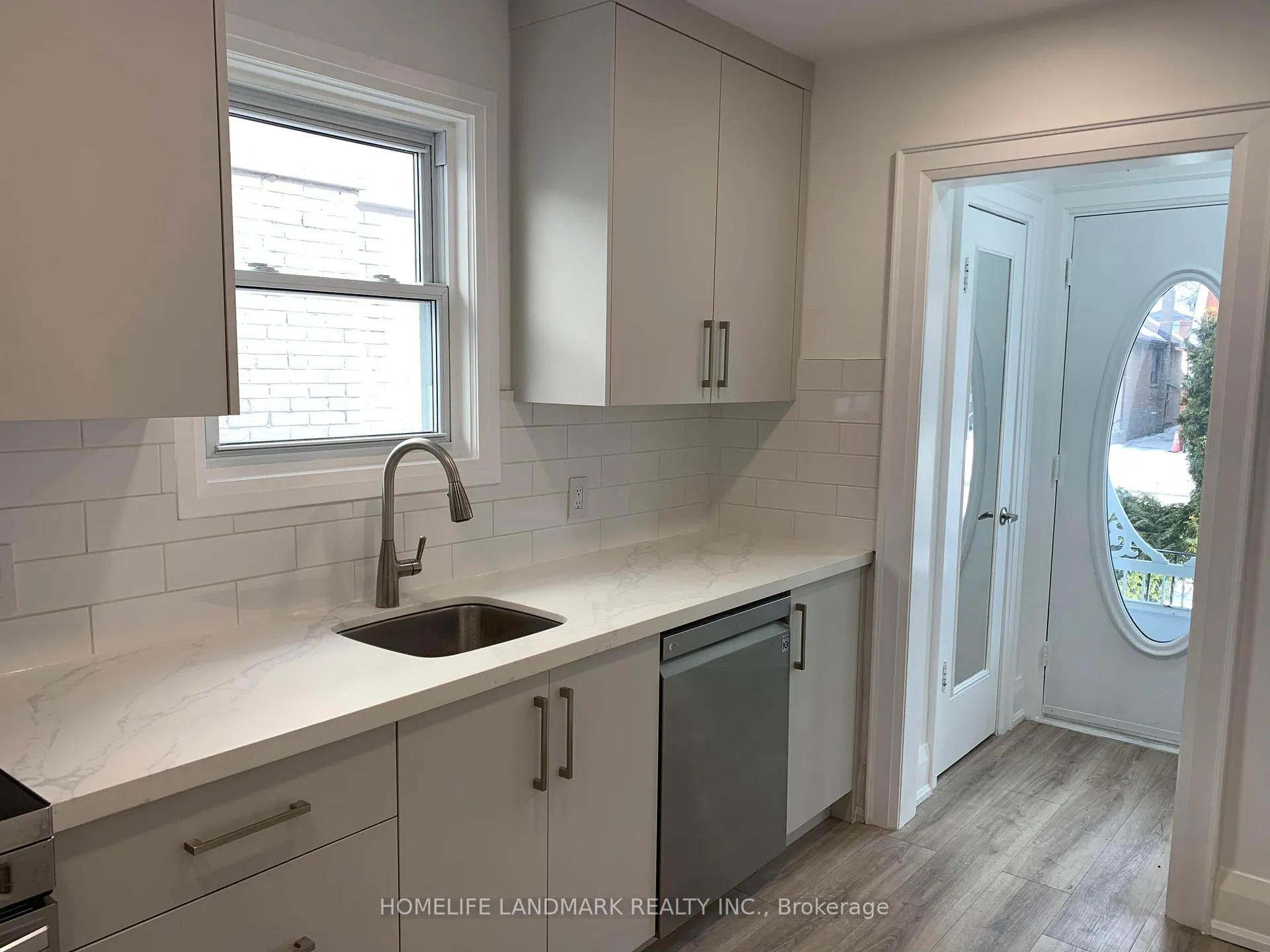 Photo 9 of 226 Donlands Avenue, Toronto, Danforth Village-East York — HOMEH