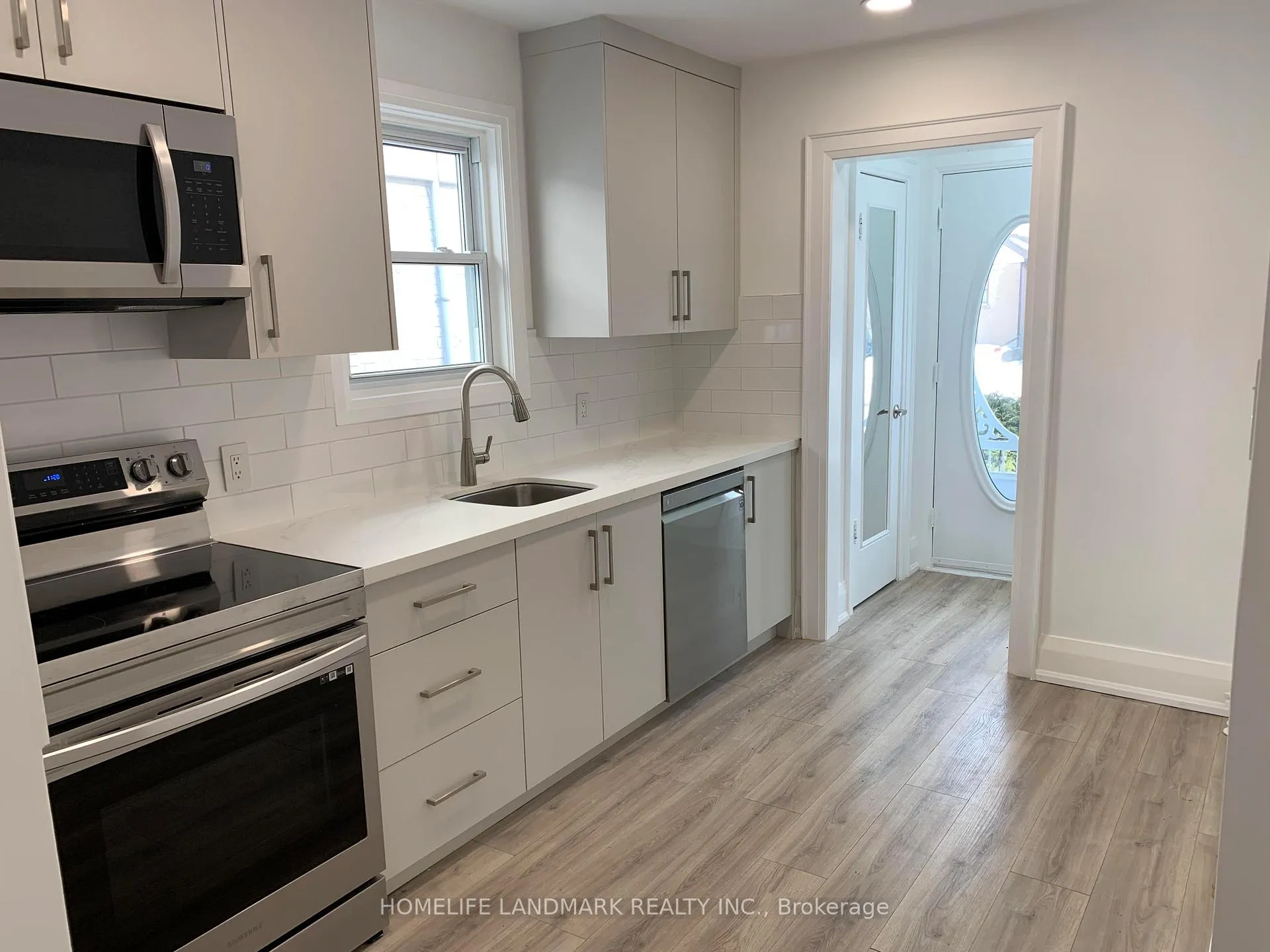 Photo 10 of 226 Donlands Avenue, Toronto, Danforth Village-East York — HOMEH