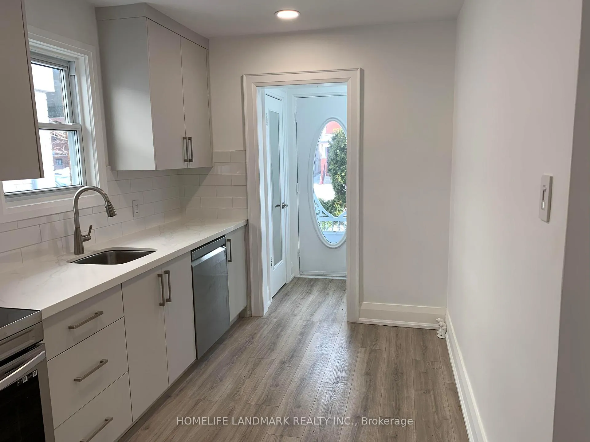 Photo 11 of 226 Donlands Avenue, Toronto, Danforth Village-East York — HOMEH