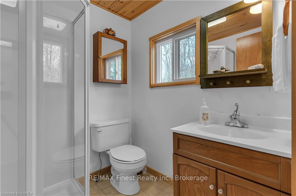 Photo 13 of 14 Downie, Frontenac Islands, The Islands — HOMEH