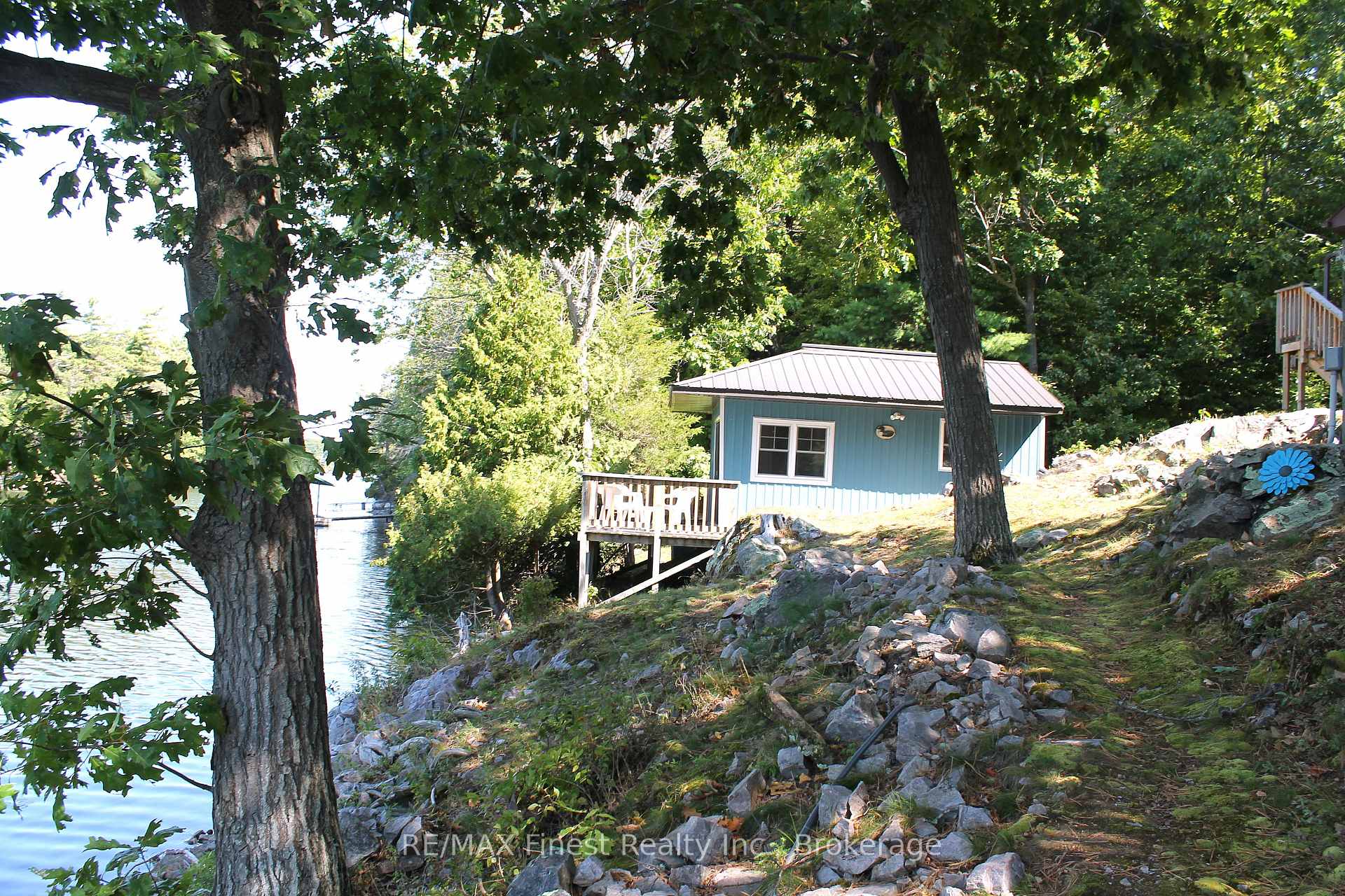 Photo 14 of 14 Downie, Frontenac Islands, The Islands — HOMEH
