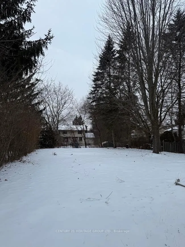 Photo 21 of 913 Jacarandah Drive, Newmarket, Huron Heights-Leslie Valley — HOMEH