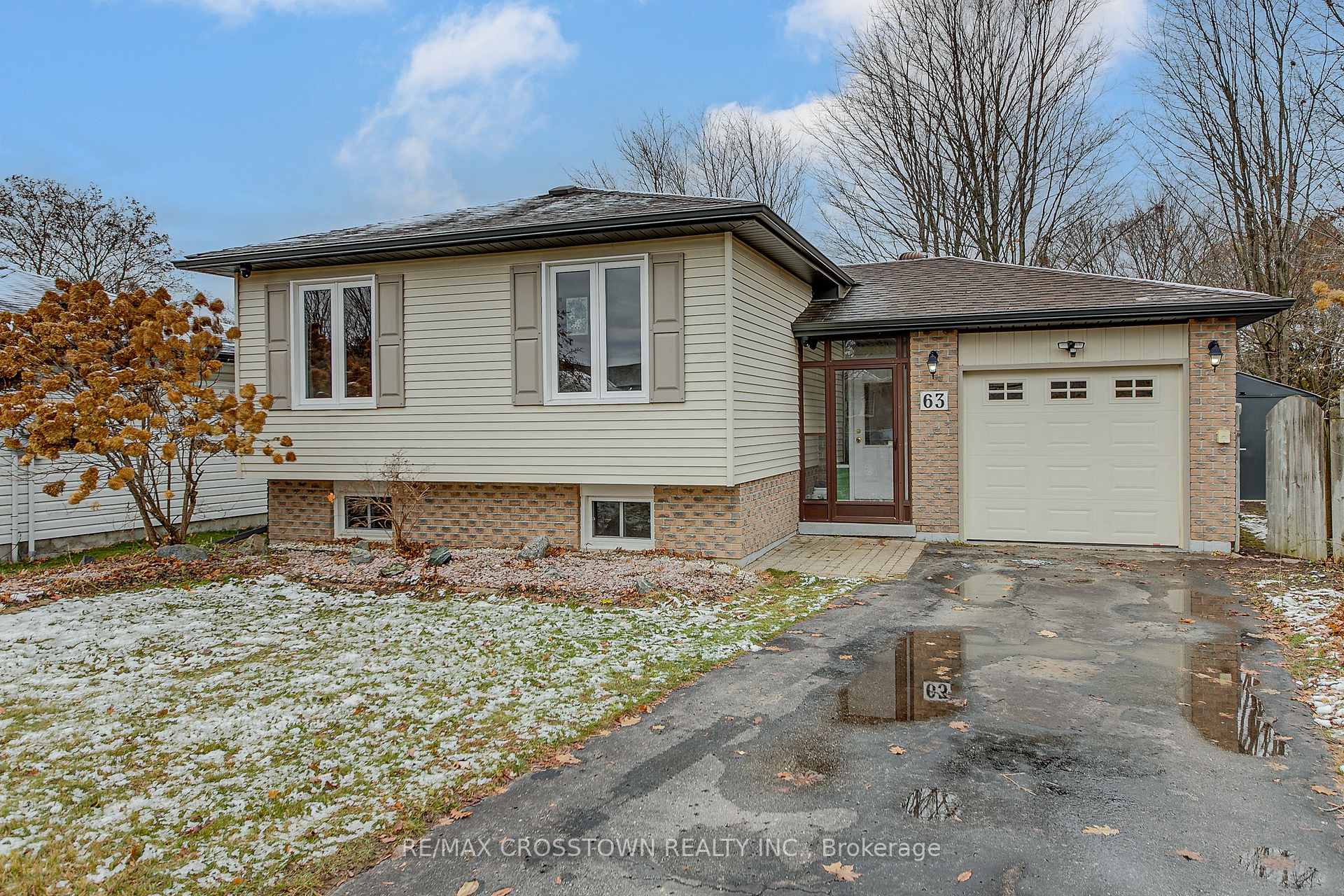 Front of 63 Bronte Crescent