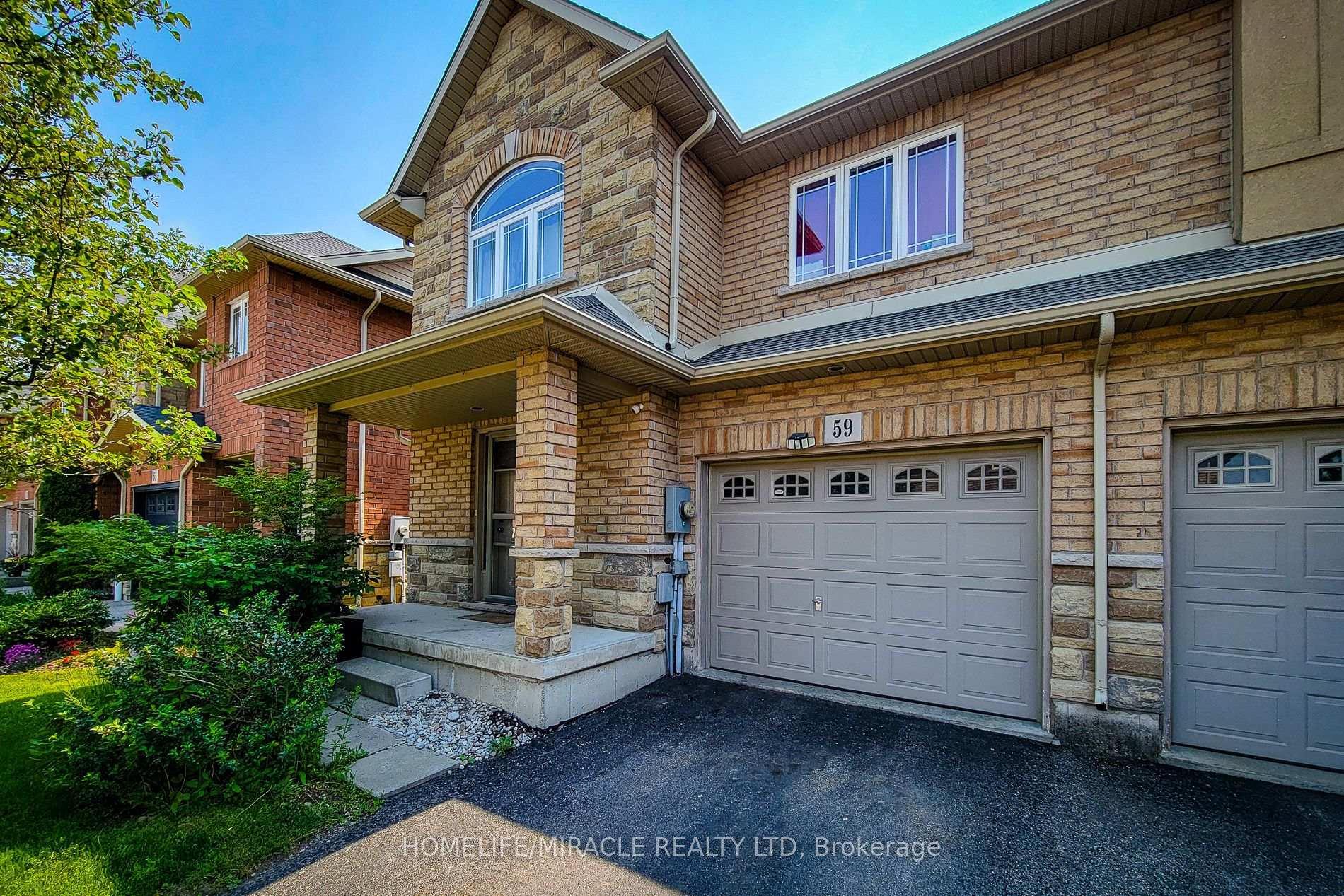 Photo 2 of 59 Periwinkle Drive, Hamilton, Rural Glanbrook — HOMEH