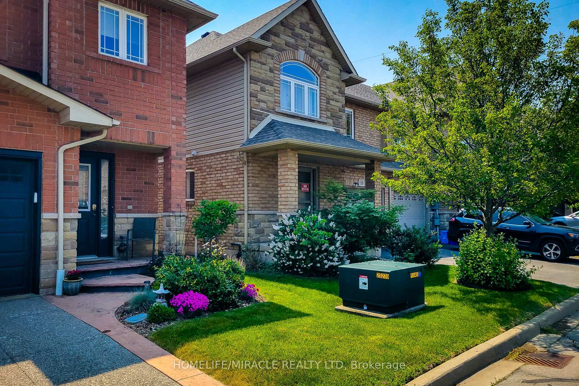 Photo 3 of 59 Periwinkle Drive, Hamilton, Rural Glanbrook — HOMEH