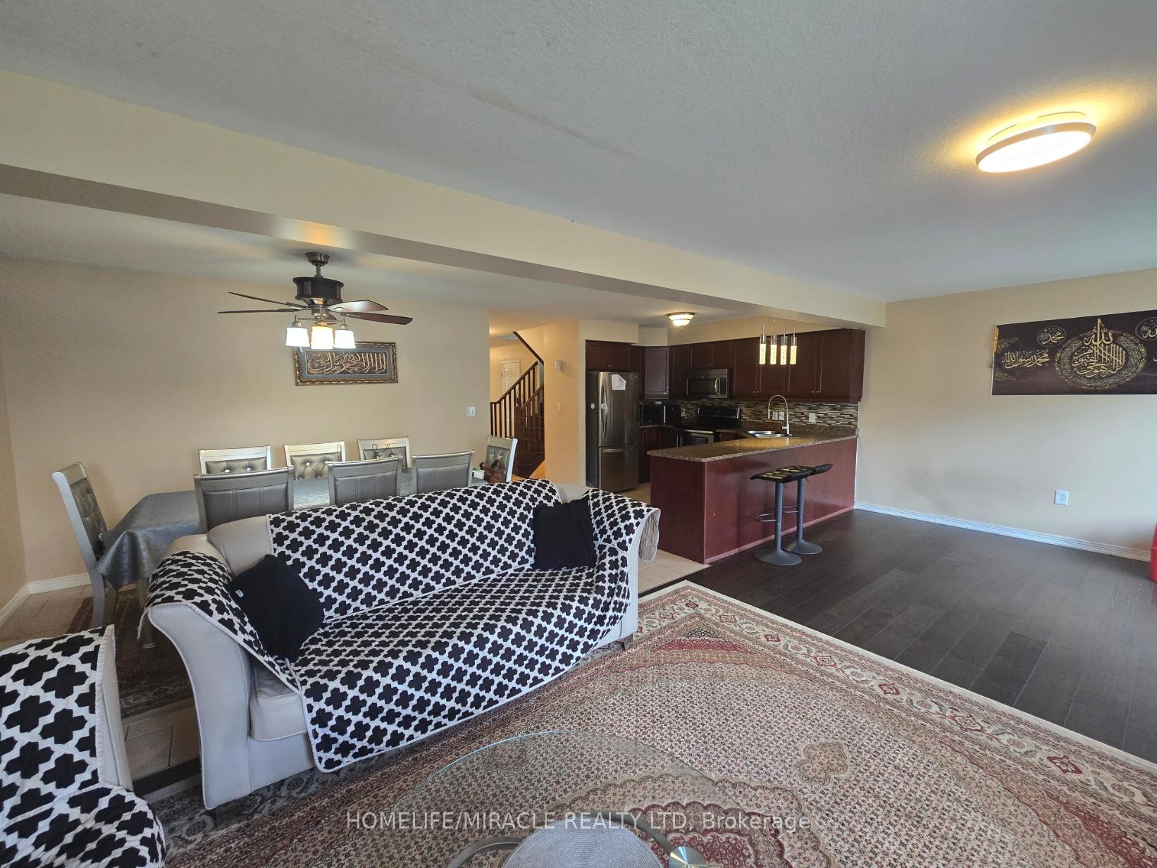 Photo 17 of 59 Periwinkle Drive, Hamilton, Rural Glanbrook — HOMEH