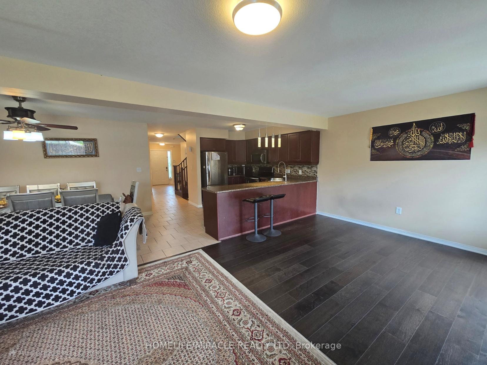 Photo 18 of 59 Periwinkle Drive, Hamilton, Rural Glanbrook — HOMEH