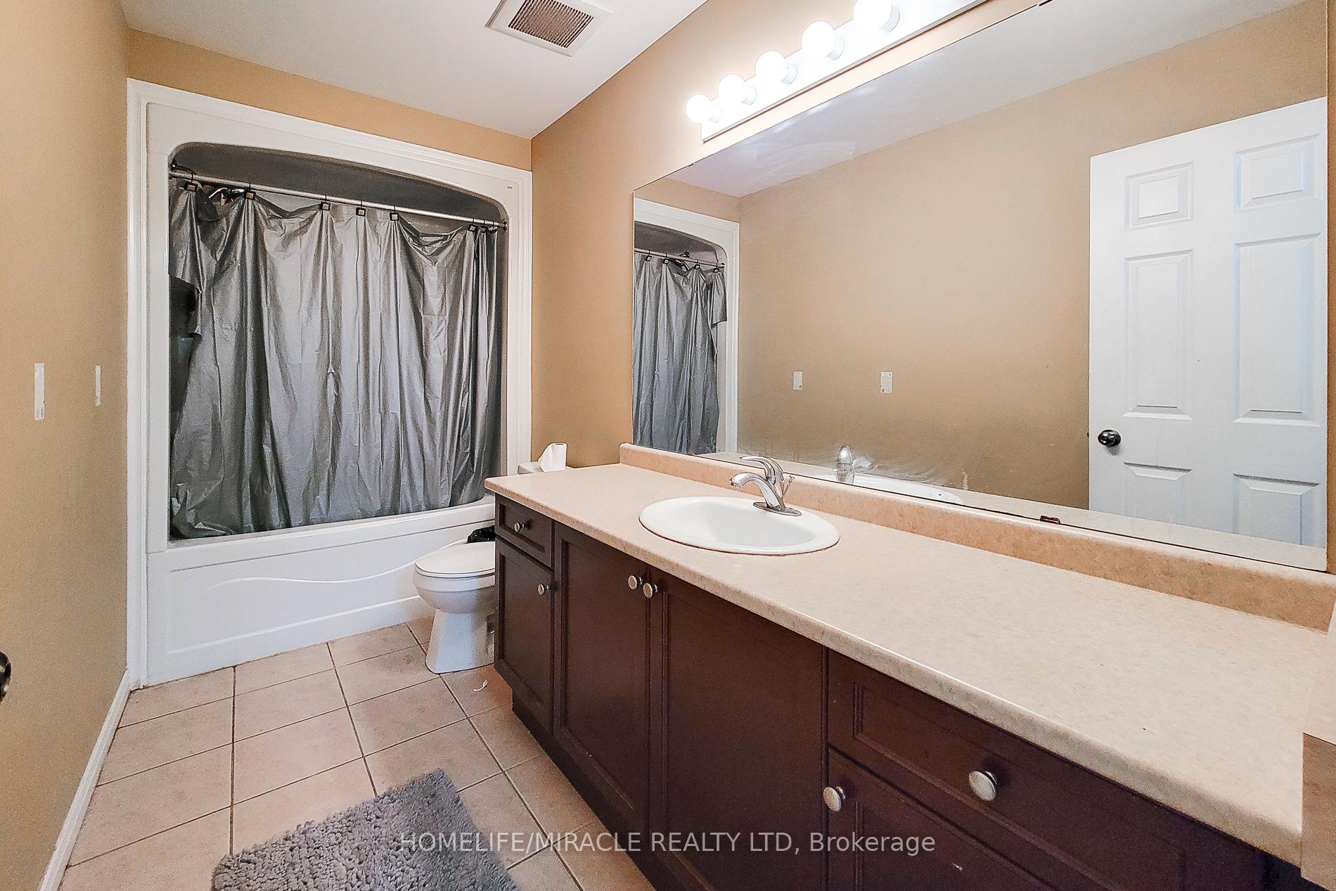 Photo 38 of 59 Periwinkle Drive, Hamilton, Rural Glanbrook — HOMEH