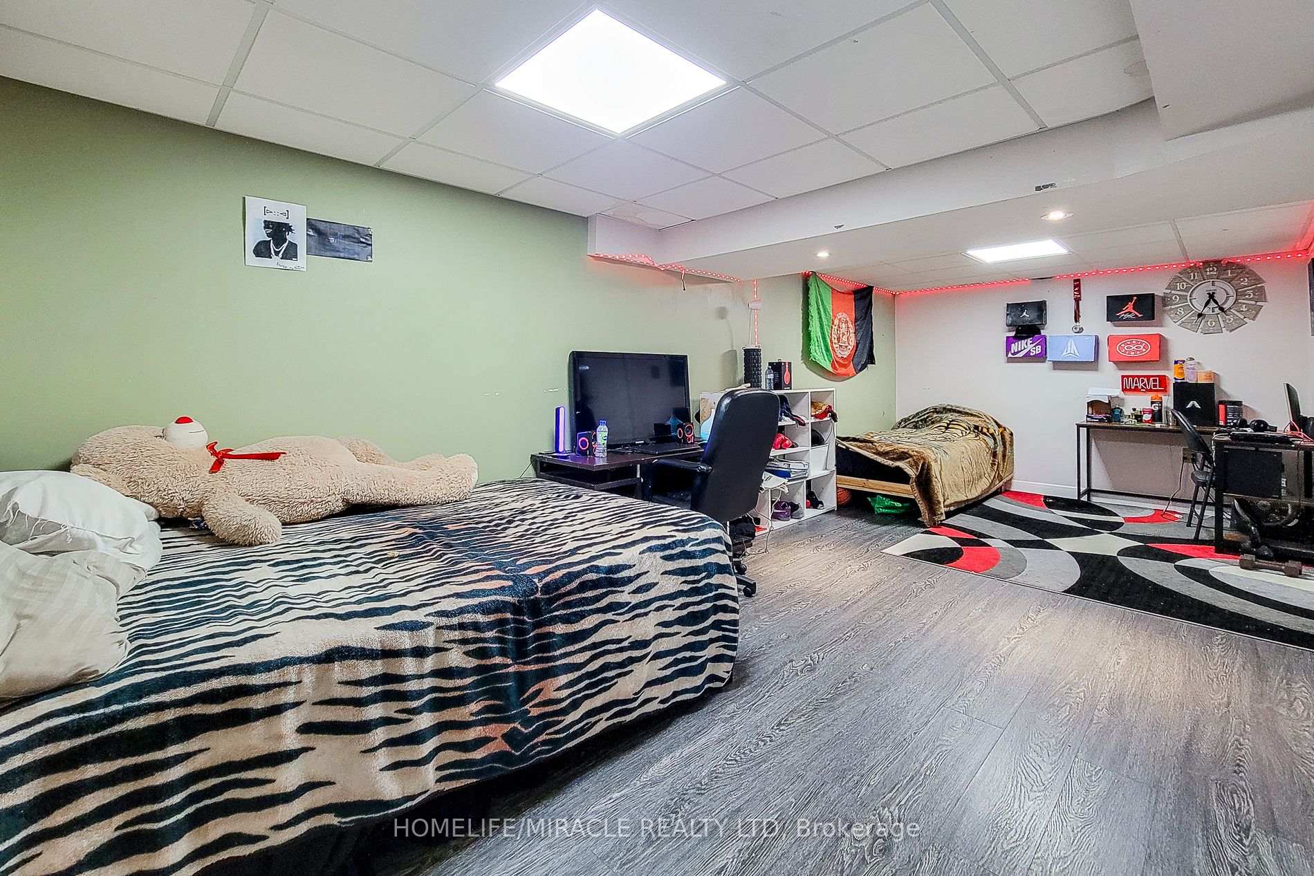Photo 40 of 59 Periwinkle Drive, Hamilton, Rural Glanbrook — HOMEH