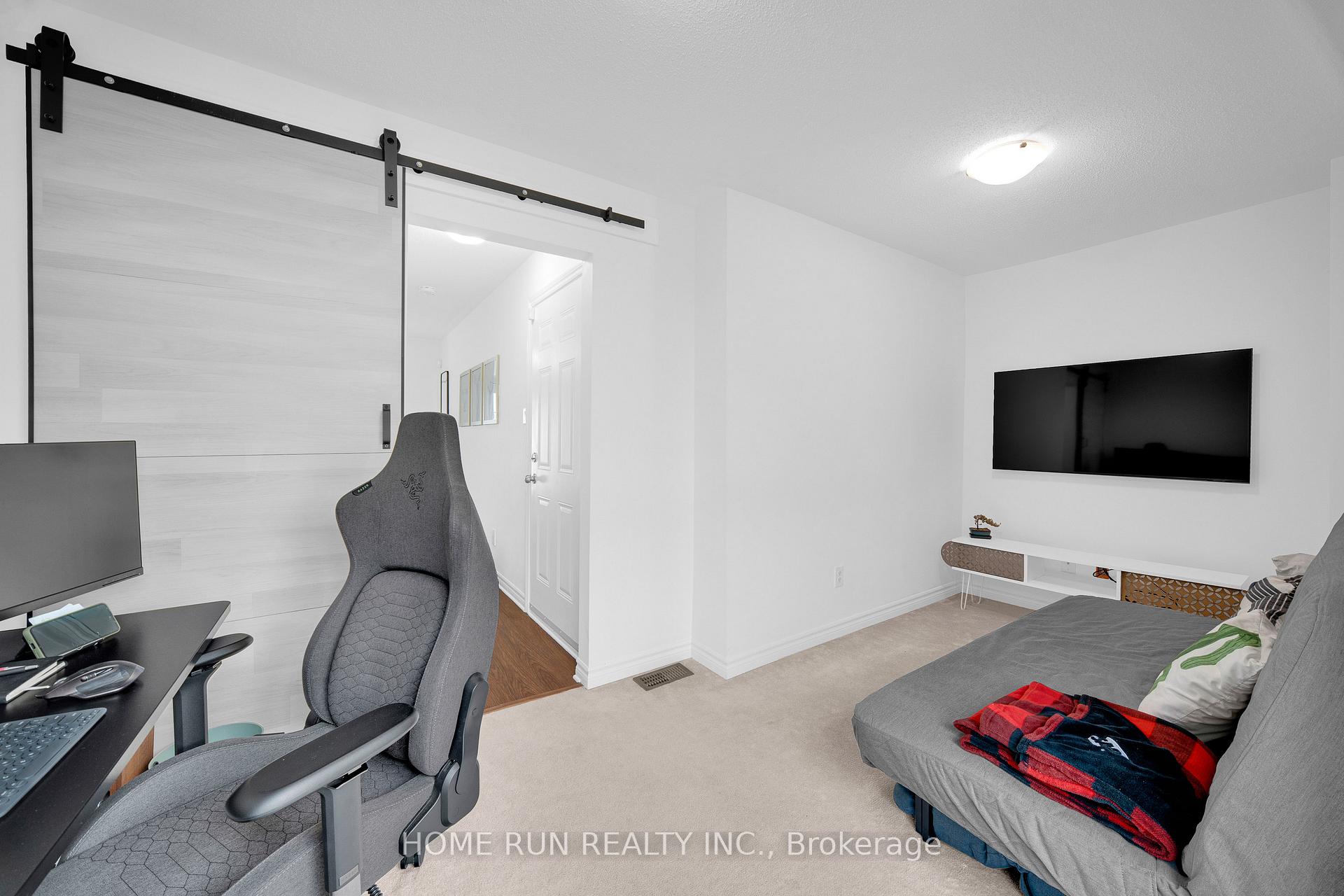 Photo 6 of 527 Simran Private, Ottawa, Barrhaven - Cedargrove/Fraserdale — HOMEH
