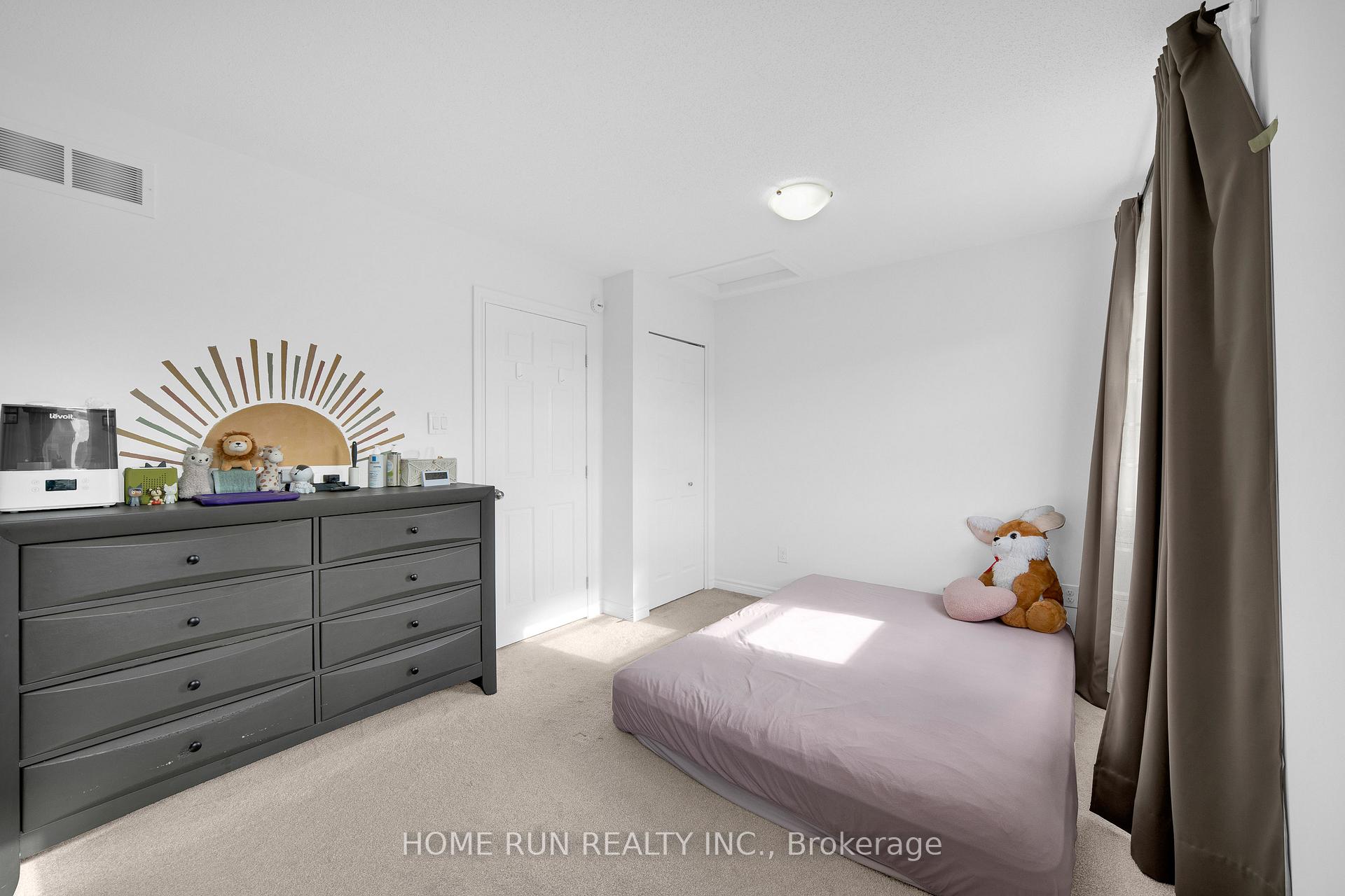 Photo 19 of 527 Simran Private, Ottawa, Barrhaven - Cedargrove/Fraserdale — HOMEH