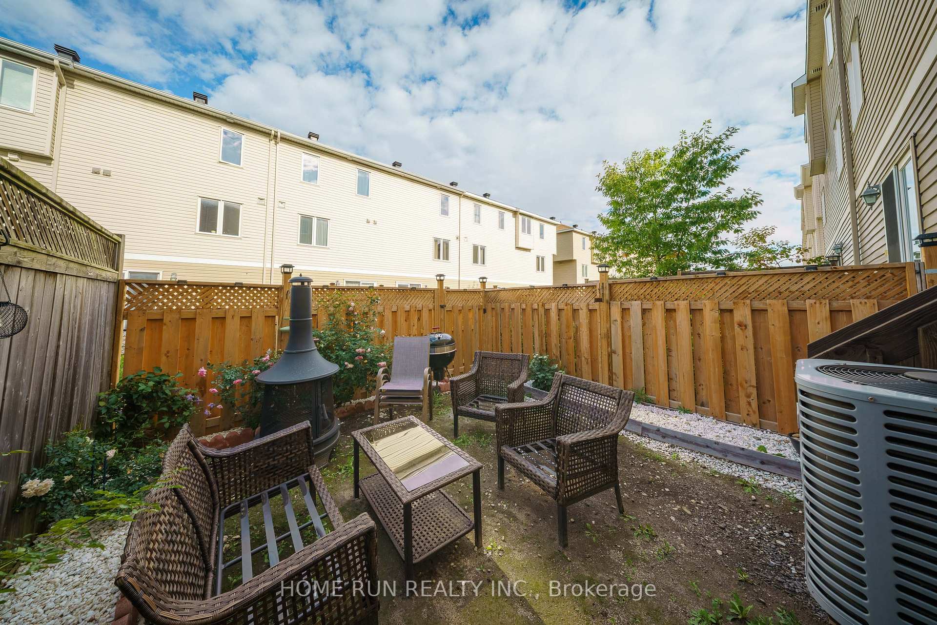 Photo 26 of 527 Simran Private, Ottawa, Barrhaven - Cedargrove/Fraserdale — HOMEH