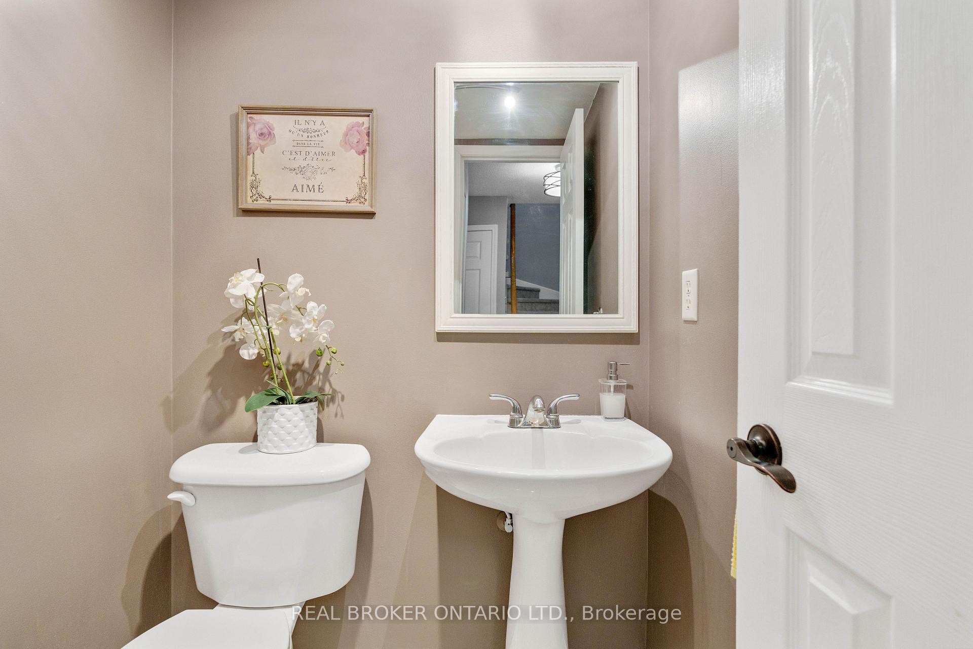 Photo 7 of 143 Sproule Drive, Barrie, Edgehill Drive — HOMEH