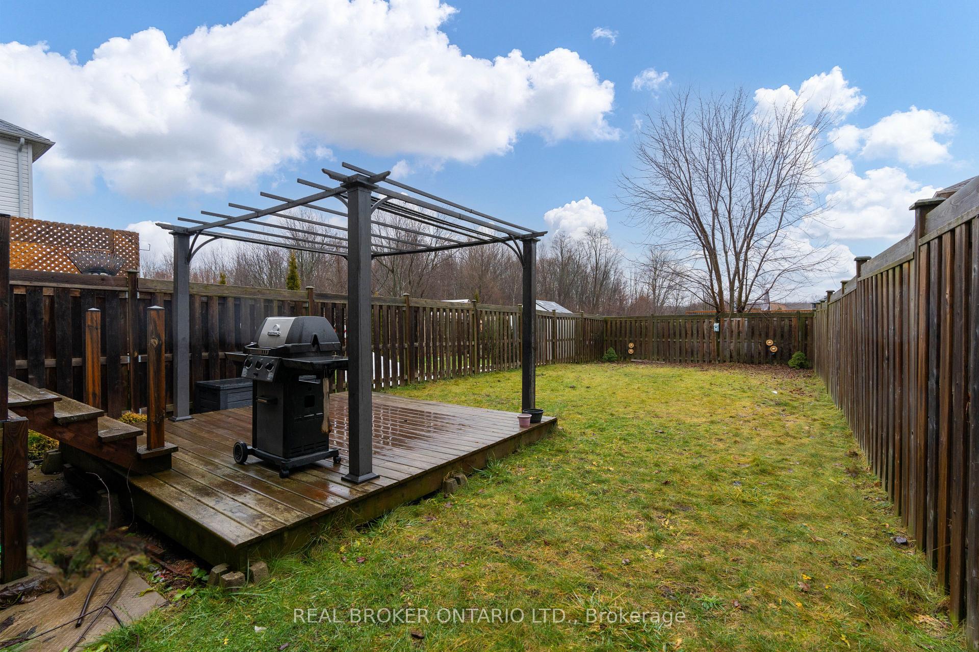 Photo 12 of 143 Sproule Drive, Barrie, Edgehill Drive — HOMEH