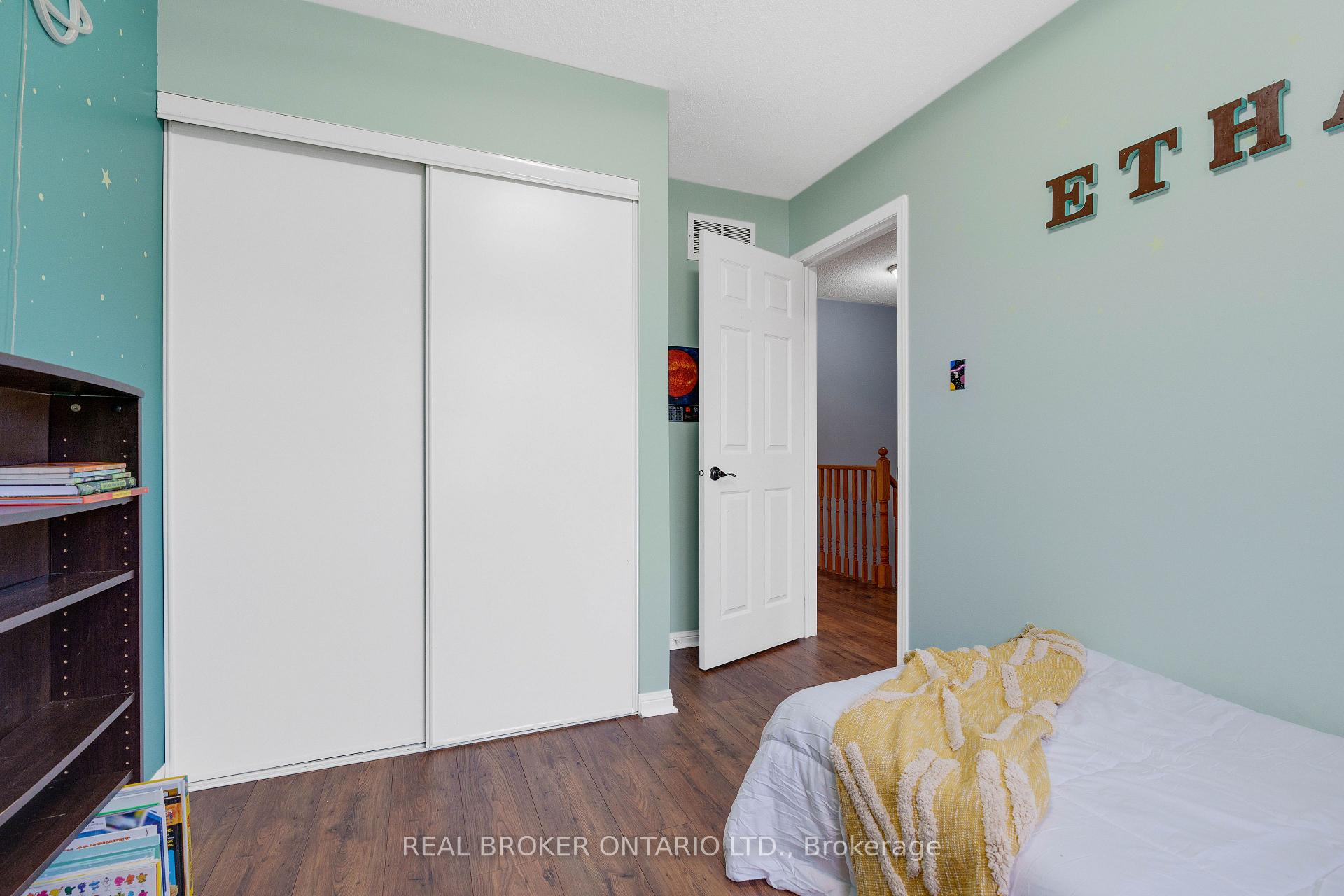 Photo 21 of 143 Sproule Drive, Barrie, Edgehill Drive — HOMEH