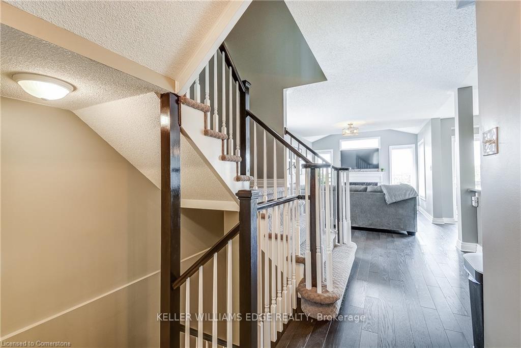 Photo 8 of 72 Keith Crescent, St. Catharines, Burleigh Hill — HOMEH