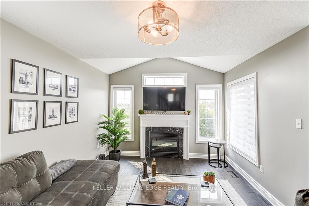 Photo 21 of 72 Keith Crescent, St. Catharines, Burleigh Hill — HOMEH