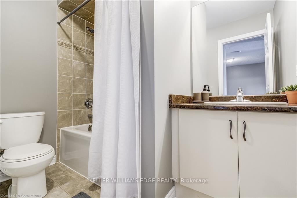 Photo 27 of 72 Keith Crescent, St. Catharines, Burleigh Hill — HOMEH