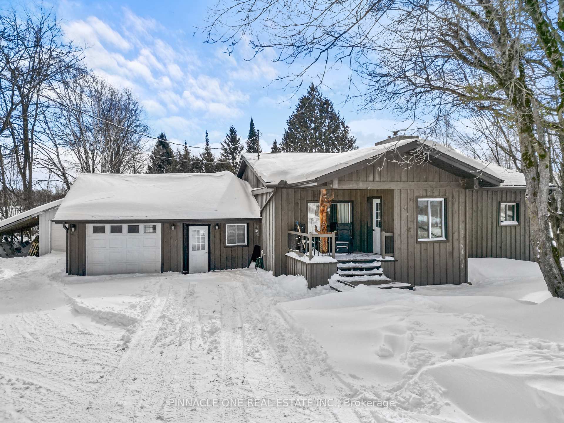 Front of 2101 County Road 6