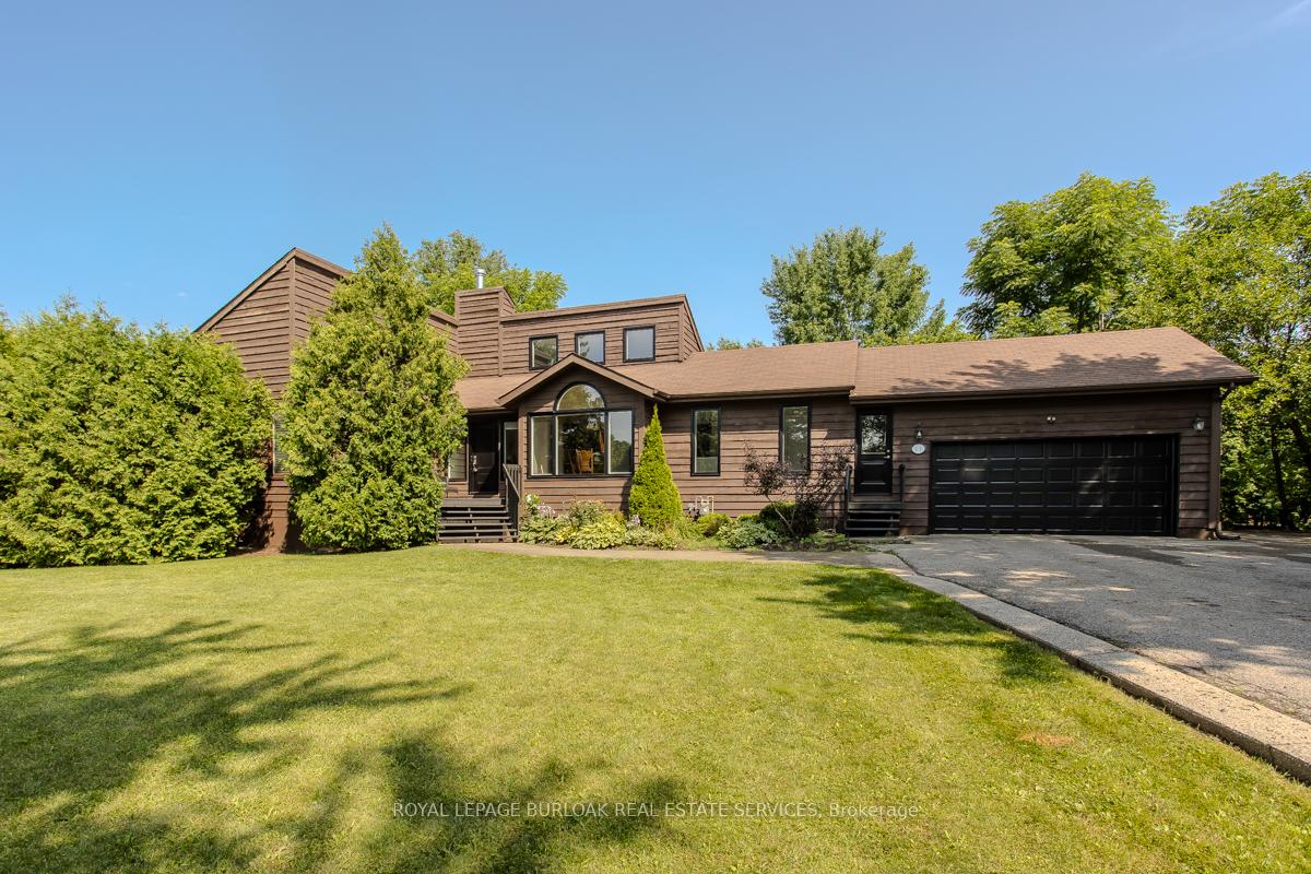 Front of 11 Weneil Drive