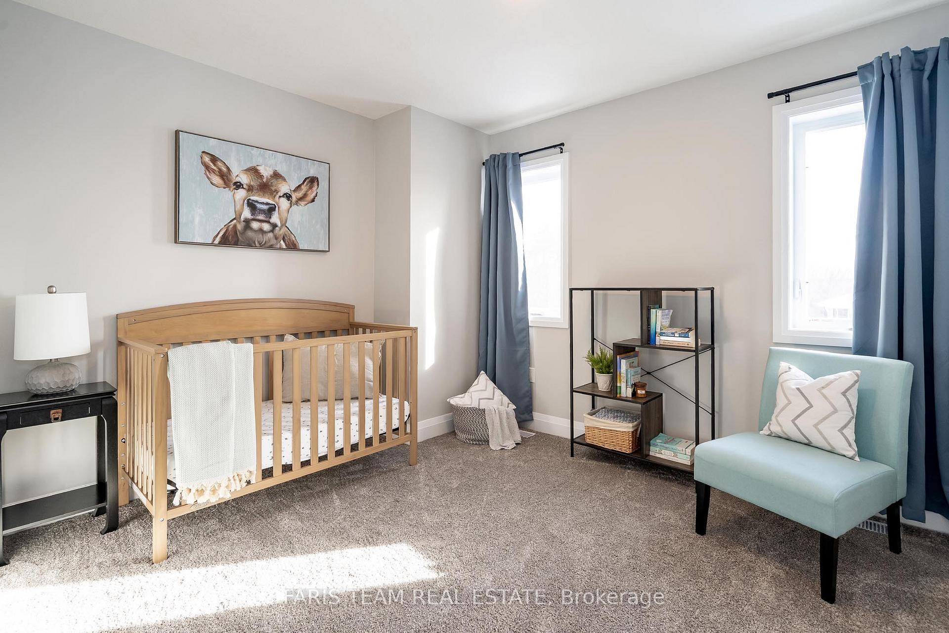 Photo 13 of 317 Edgehill Drive, Barrie, Edgehill Drive — HOMEH