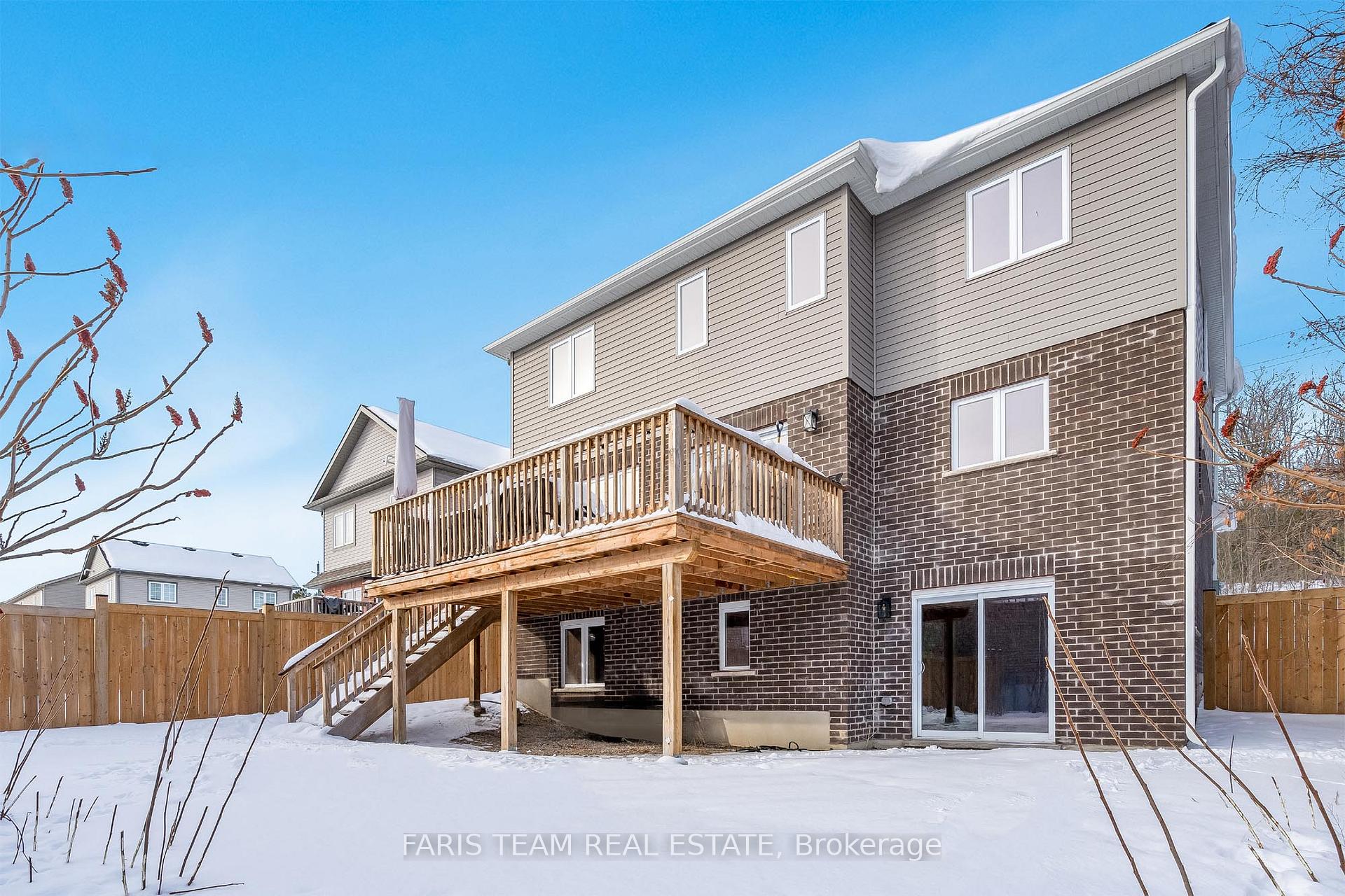 Photo 15 of 317 Edgehill Drive, Barrie, Edgehill Drive — HOMEH