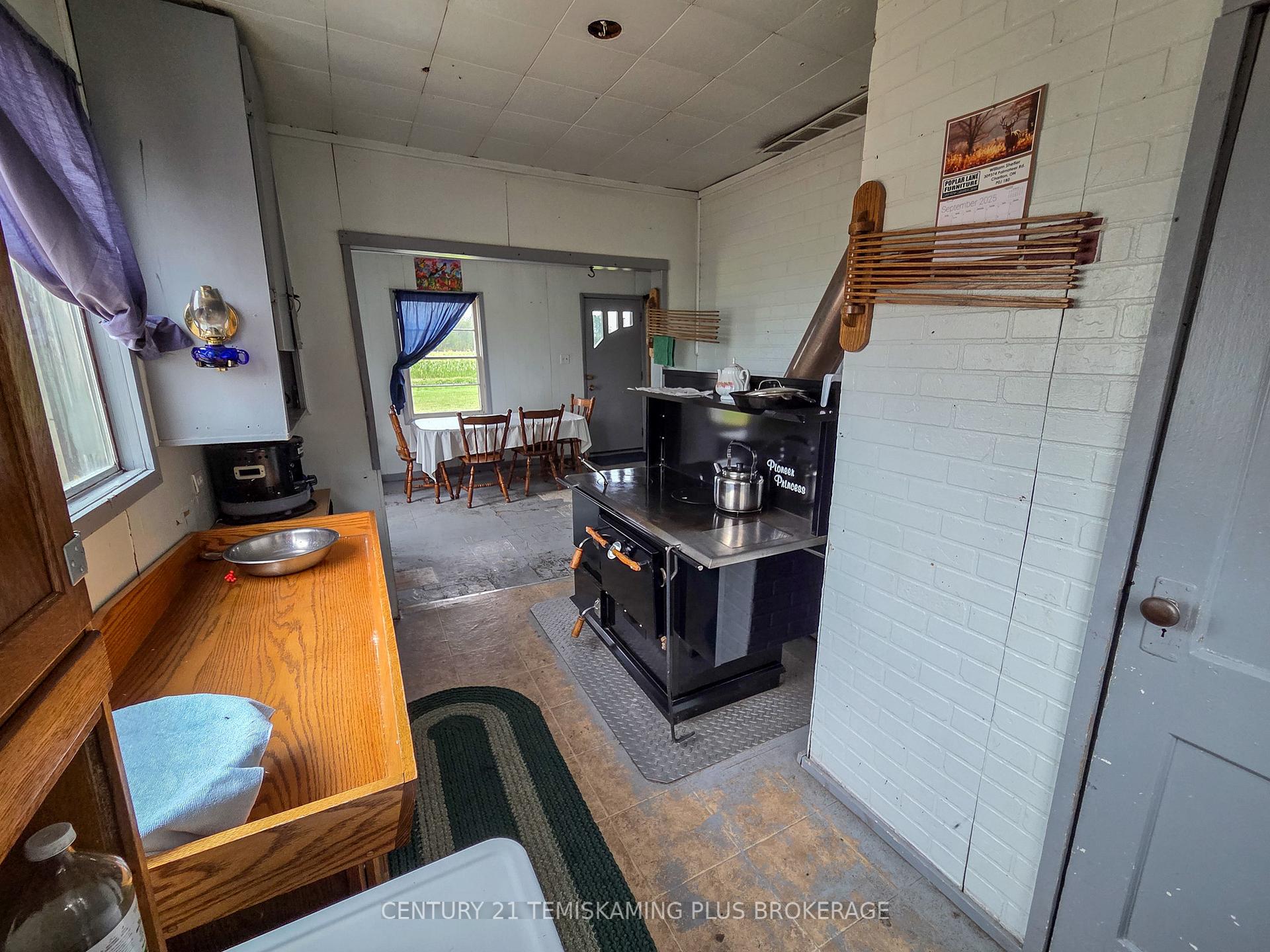 Photo 8 of 774038 Bear Road, Englehart, Central Timiskaming — HOMEH